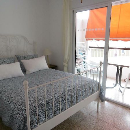 Apartamento Neptuno เนร์คา ภายนอก รูปภาพ